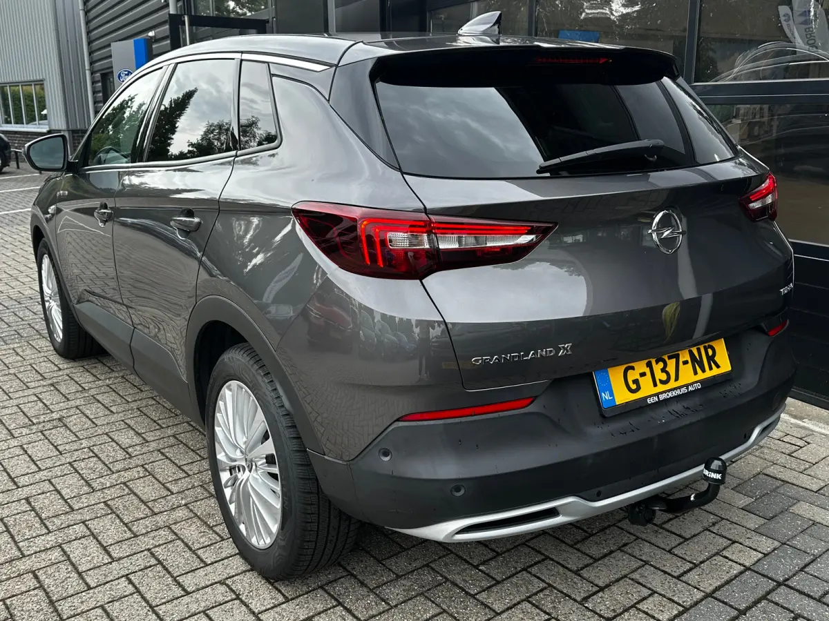 1.2 Turbo 130 PK Innovation Automaat | TREKHAAK| DENON AUDIO MET SUBWOOFER| DODEHOEK DETECTIE| KEYLESS ENTRY & START| NAVIGATIE + APPLE CARPLAY/ANDROID AUTO| CLIMATE CONTROL| ELEK. ACHTERKLE