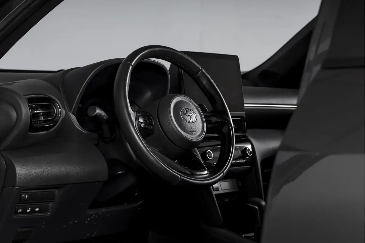 1.5 Hybrid 115 Dynamic | Dig.Cockpit | Adapt.Cruise | Stoel-+stuurverwarming | Camera | PDC | NAV+App.Connect | Auto.Airco | LM 17" | 3906