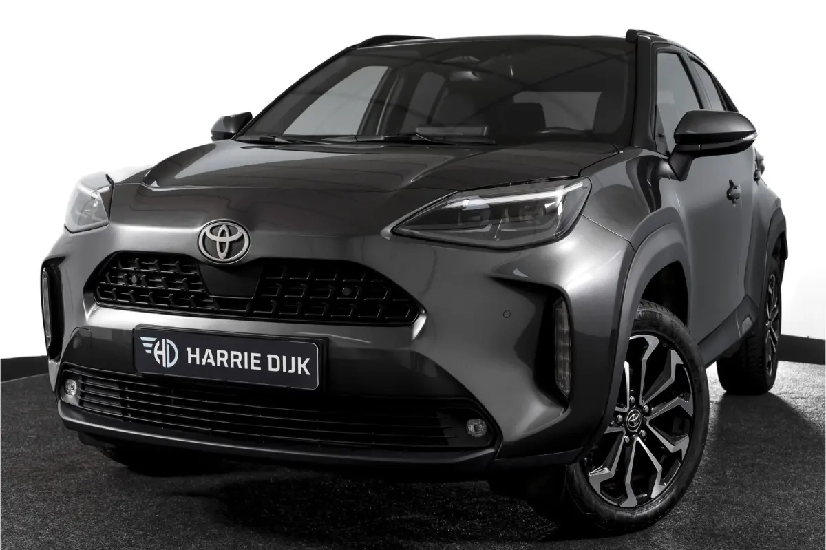 1.5 Hybrid 115 Dynamic | Dig.Cockpit | Adapt.Cruise | Stoel-+stuurverwarming | Camera | PDC | NAV+App.Connect | Auto.Airco | LM 17" | 3906
