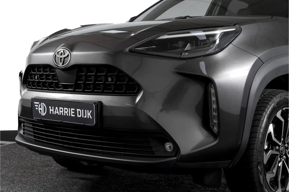 1.5 Hybrid 115 Dynamic | Dig.Cockpit | Adapt.Cruise | Stoel-+stuurverwarming | Camera | PDC | NAV+App.Connect | Auto.Airco | LM 17" | 3906