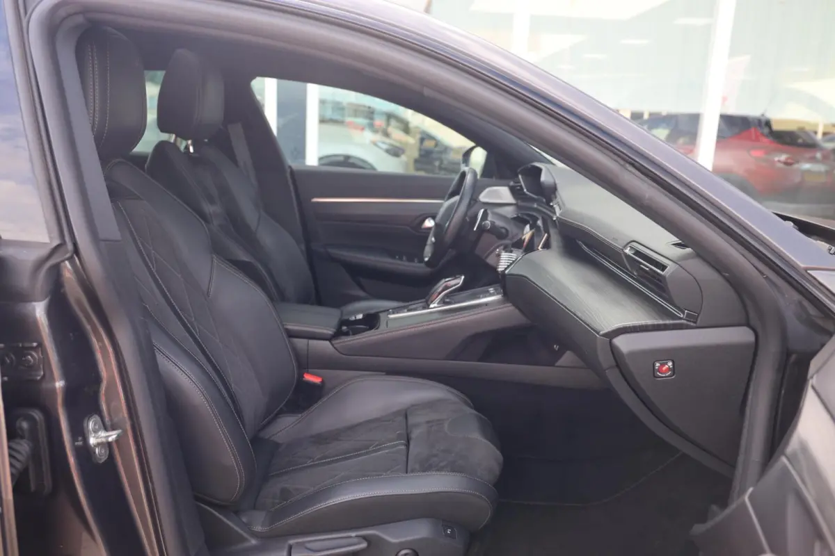 1.6 HYbrid GT Pack Business|Automaat|Camera|Schuif-kanteldak|Stoelverwarming