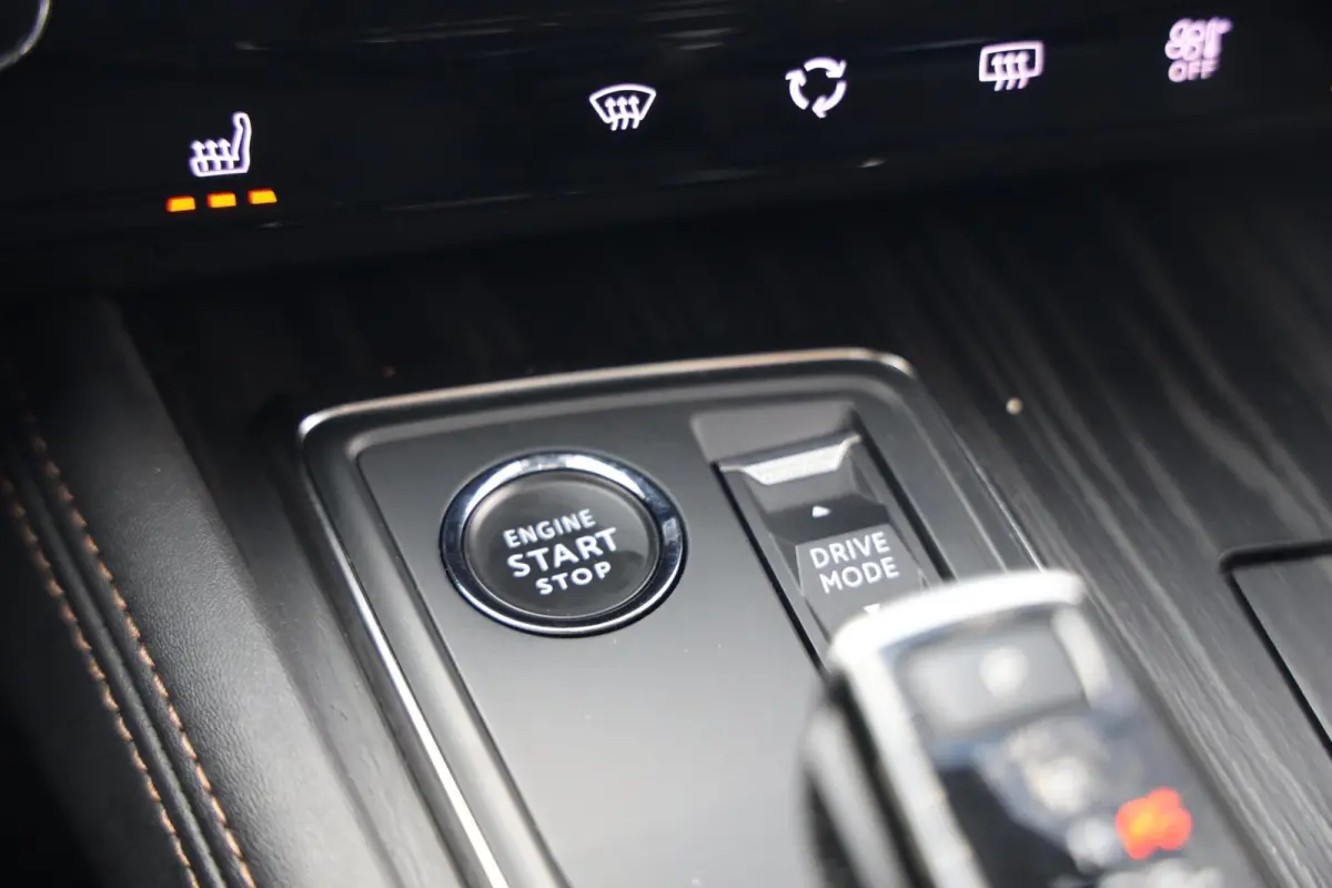 1.6 HYbrid GT Pack Business|Automaat|Camera|Schuif-kanteldak|Stoelverwarming