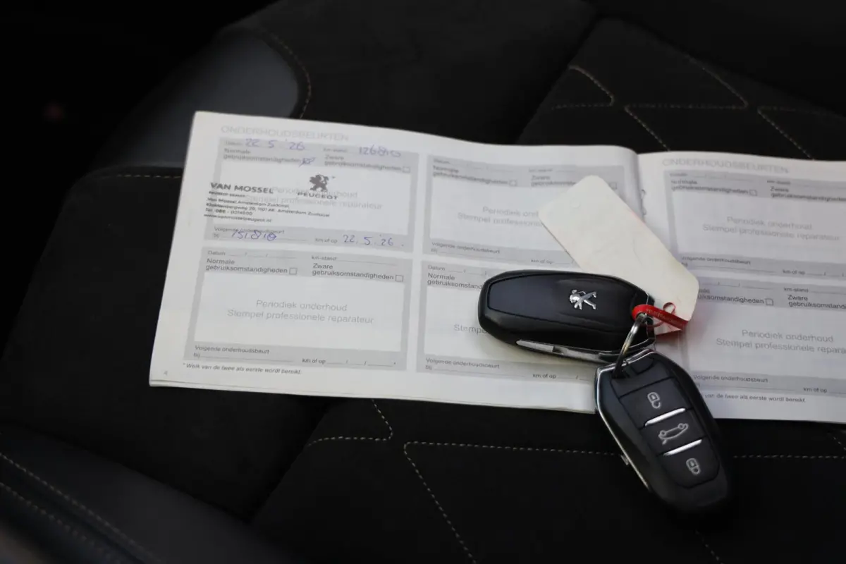 1.6 HYbrid GT Pack Business|Automaat|Camera|Schuif-kanteldak|Stoelverwarming