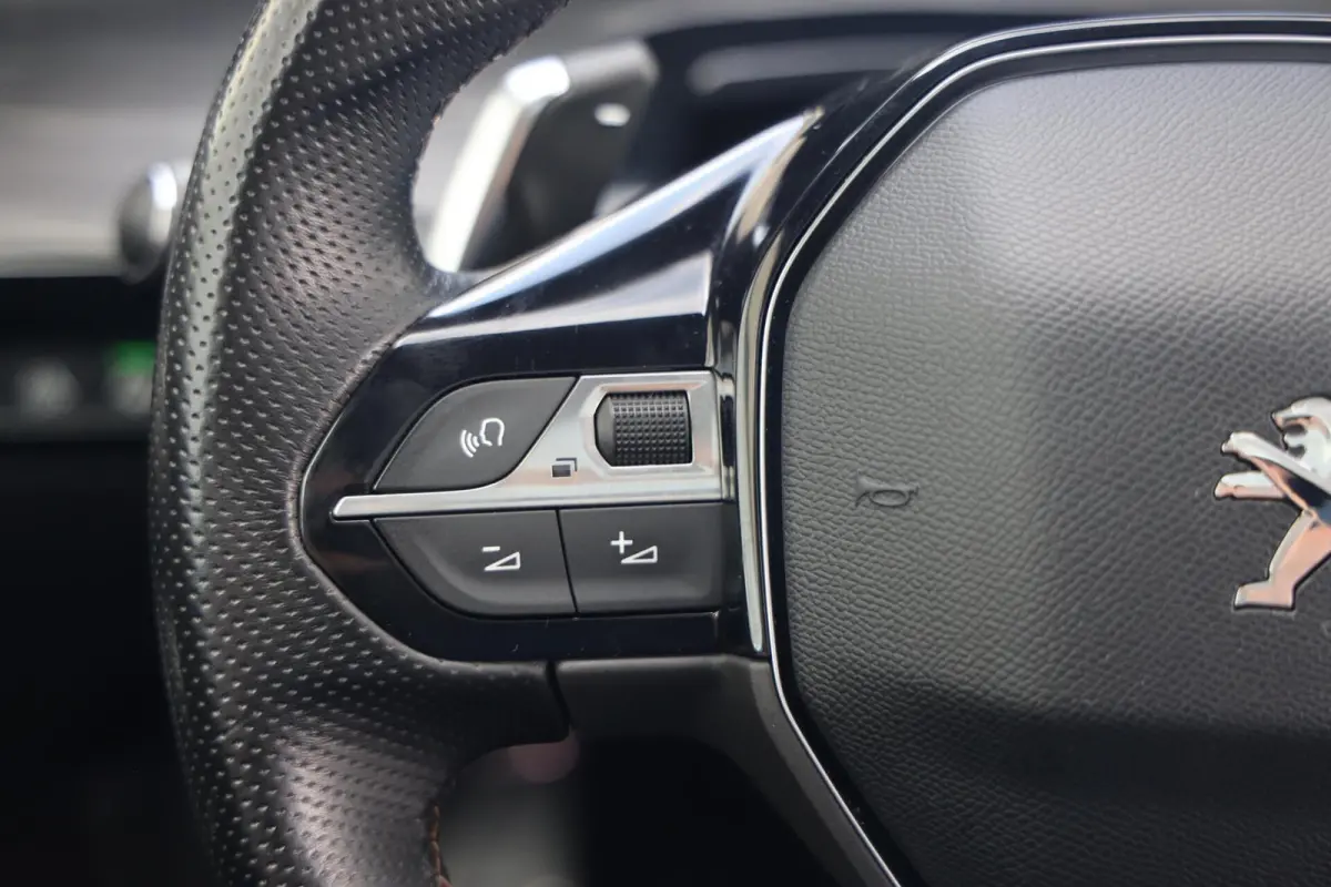 1.6 HYbrid GT Pack Business|Automaat|Camera|Schuif-kanteldak|Stoelverwarming