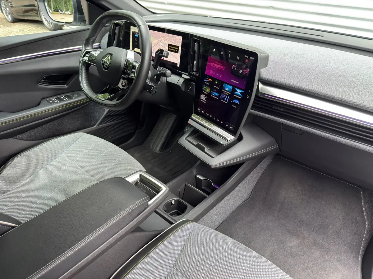 MEGANE EV60 Techno ELECTRIC l ACC l 360 Camera l Carplay l