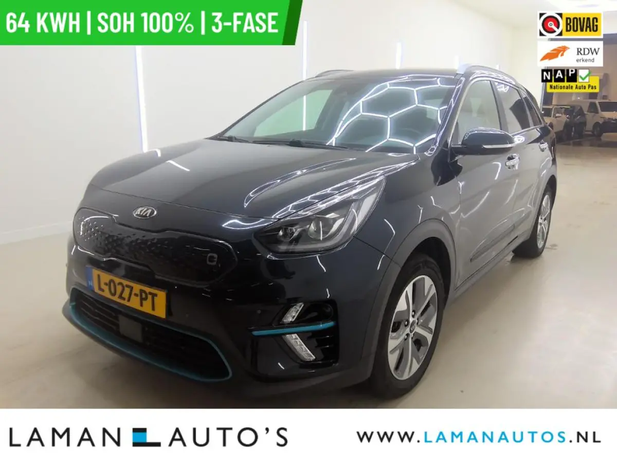 DynamicPlusLine 64 kWh | SOH 100% | 3-fase | Open dak CarPlay ECC Nav ACC 17" LMV LED Camera Metallic | EV Voorschoten