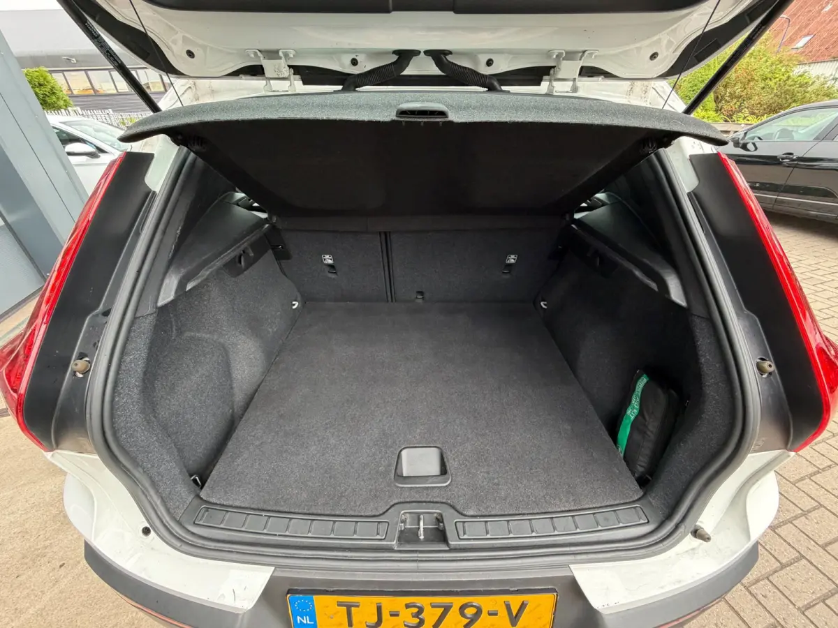 1.5 T3 / Full Led / Sport / Trekhaak / Navi .