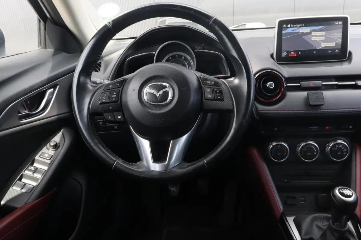 2.0 GT-M, HEAD UP DISPLAY, NAVI,CAMERA,DAB, LED