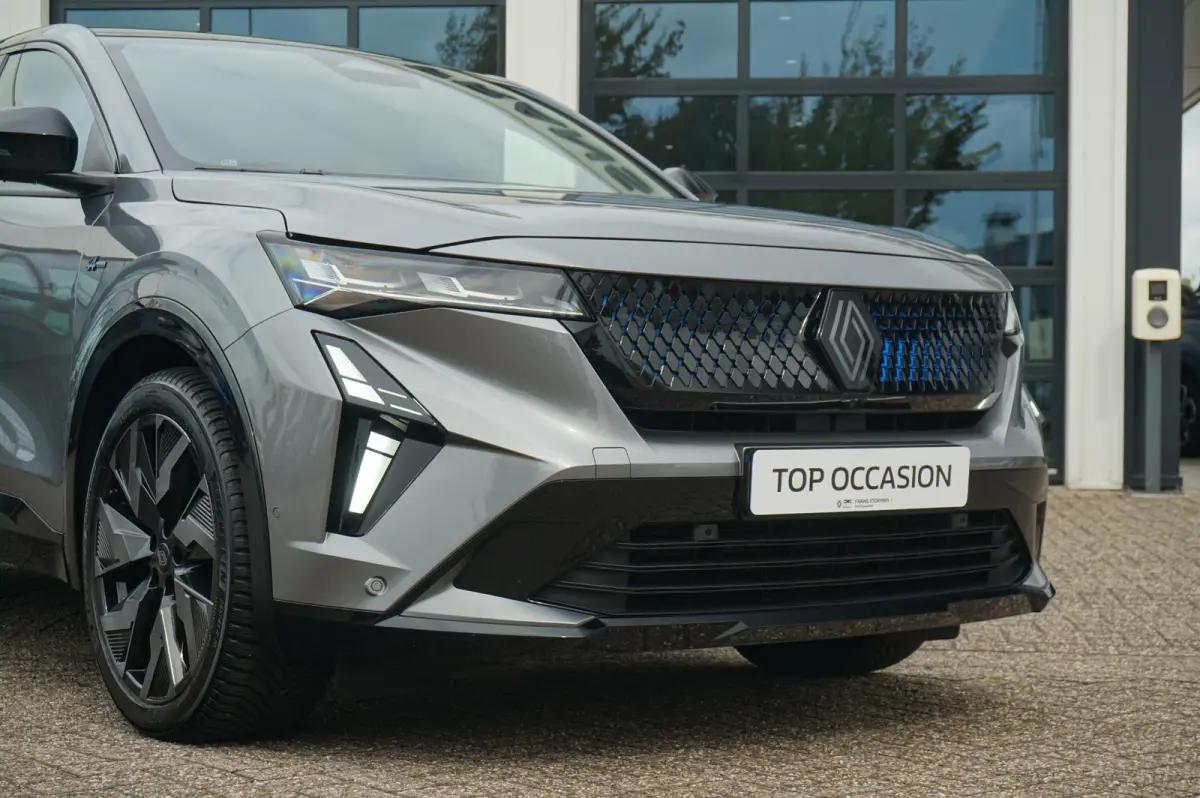 1.2 E-Tech 4x4 plug-in hybrid 300 atelier Alpine