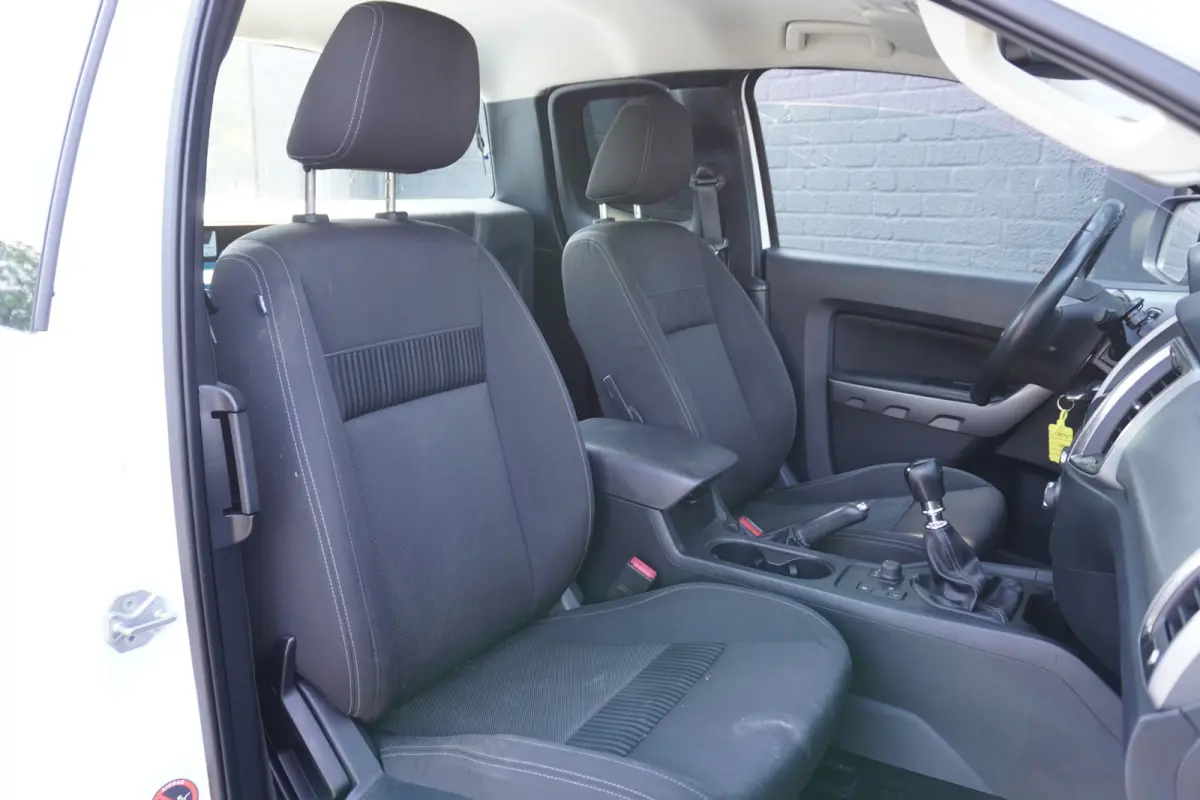 2.0 EcoBlue XLT 170PK 4WD EURO 6 - Clima - Cruise - 3500KG - €17.950,- Excl.
