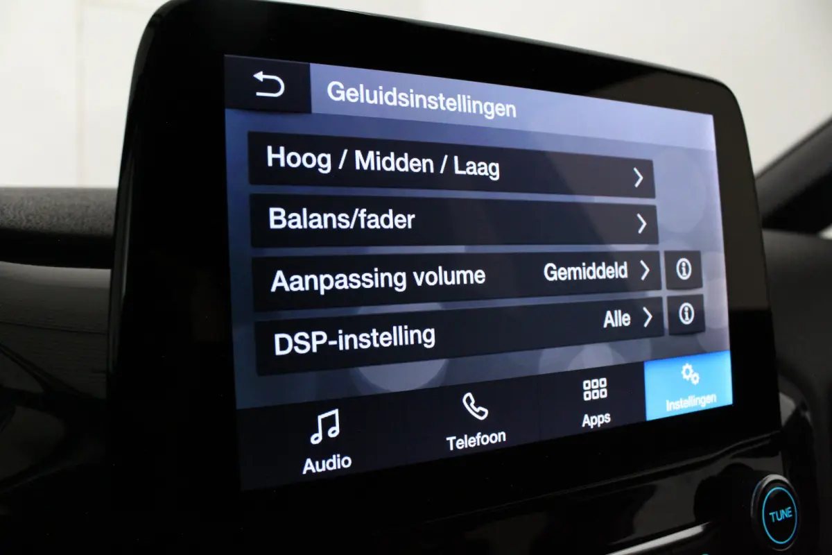 1.0 EcoBoost Hybrid ST-Line Parkeersensor achter/Cruise control/17-inch lichtmetalen velgen...
