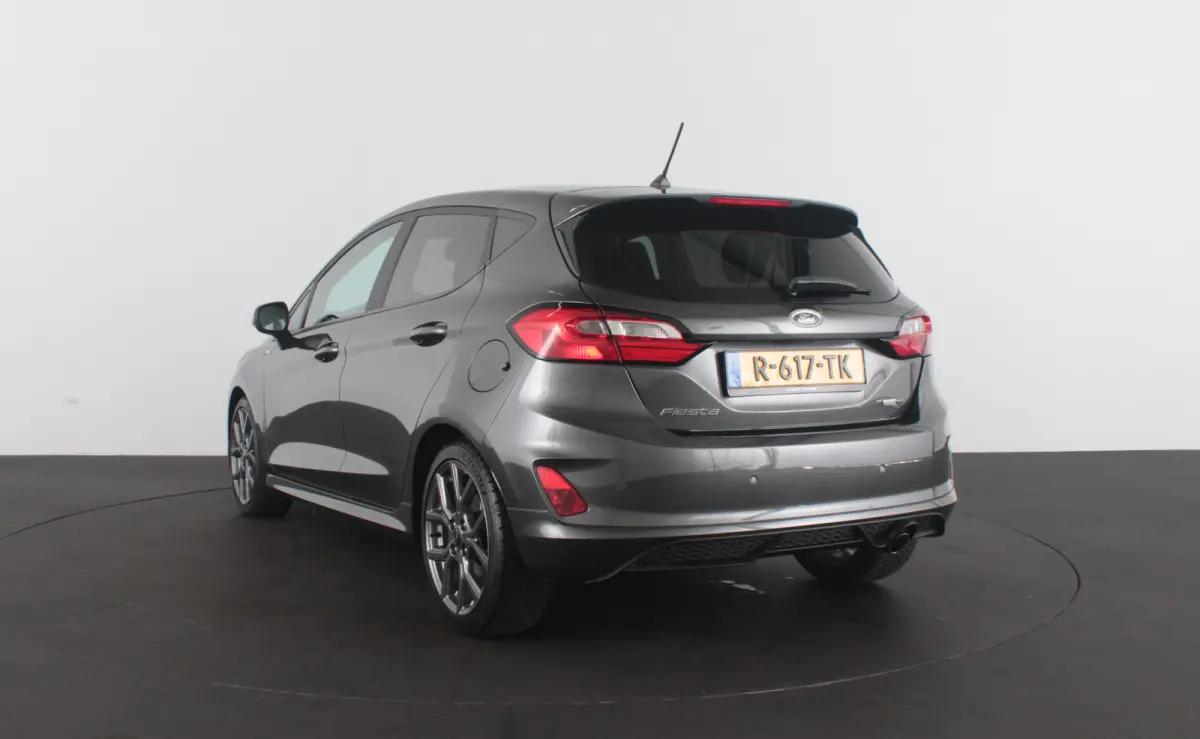 1.0 EcoBoost Hybrid ST-Line Parkeersensor achter/Cruise control/17-inch lichtmetalen velgen...