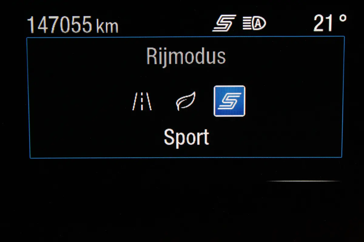 1.0 EcoBoost Hybrid ST-Line Parkeersensor achter/Cruise control/17-inch lichtmetalen velgen...