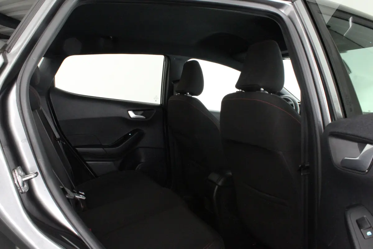 1.0 EcoBoost Hybrid ST-Line Parkeersensor achter/Cruise control/17-inch lichtmetalen velgen...
