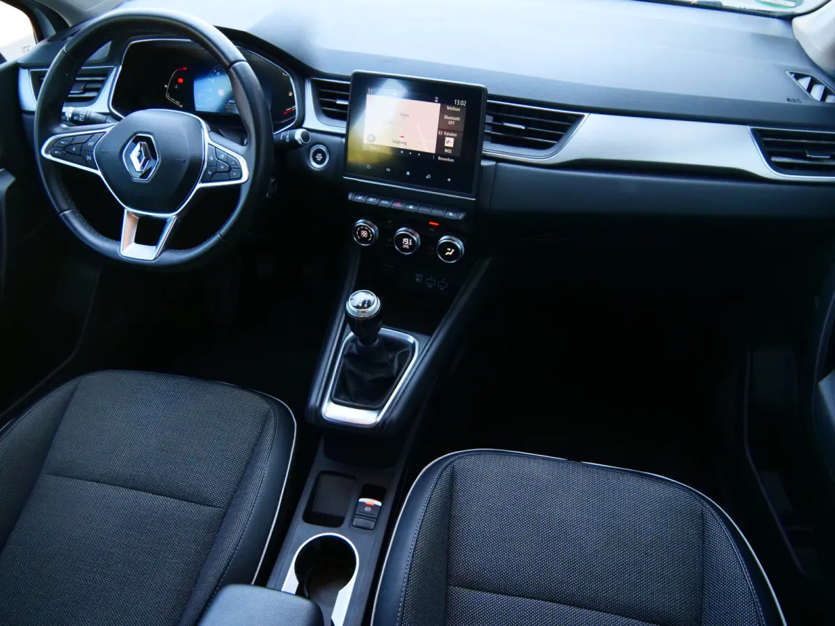 1.0 TCe 100 Edition One 101 Pk Navi / DAB / Apple Carplay / 17 inch