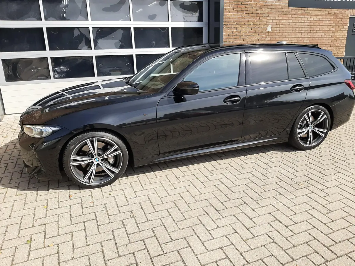 330i M