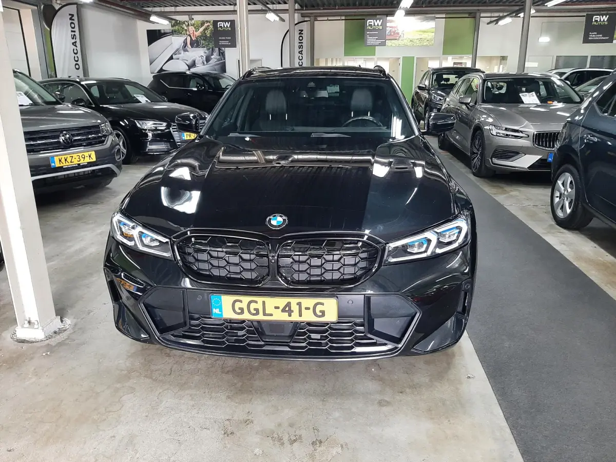 330i M