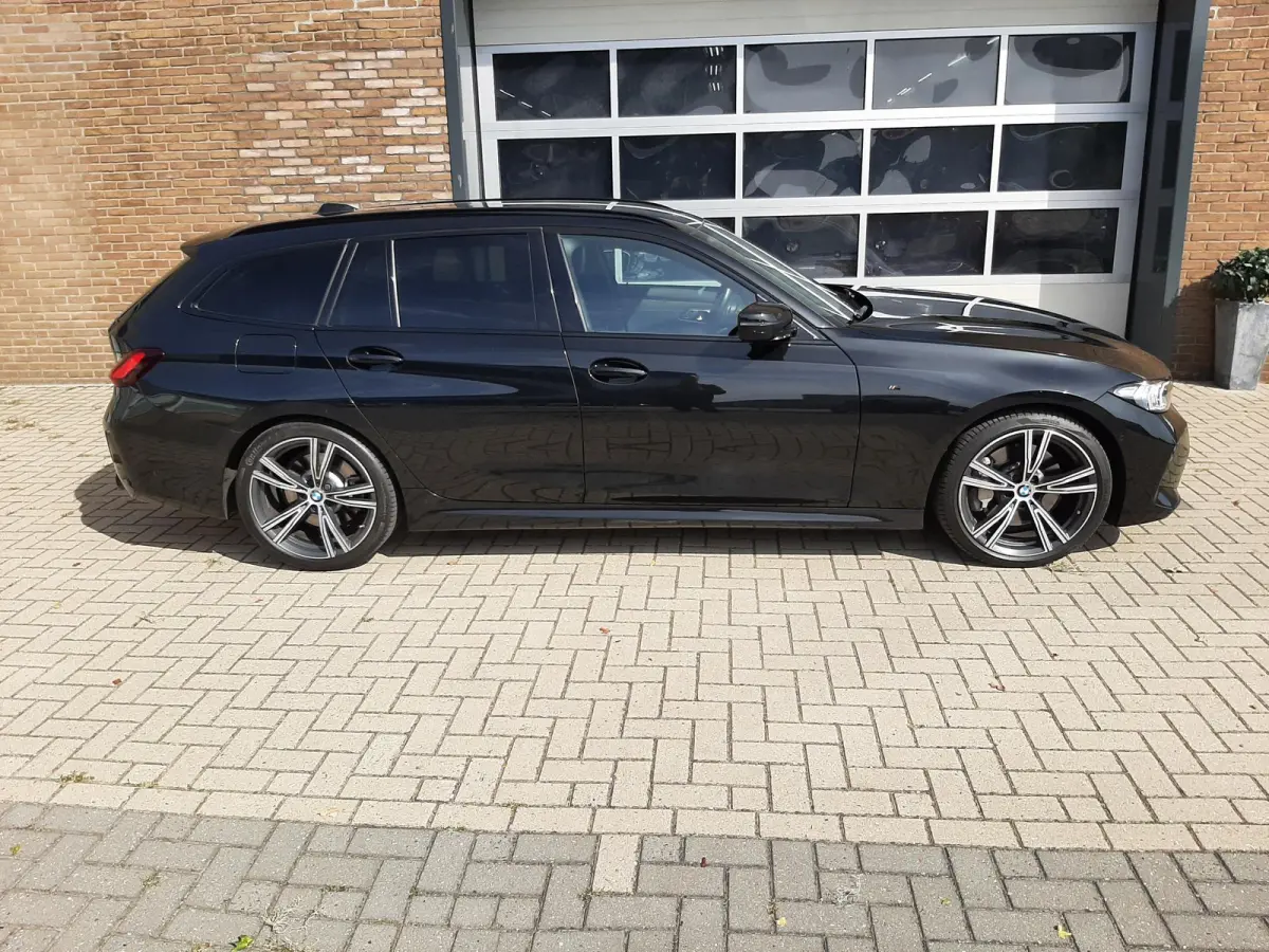 330i M