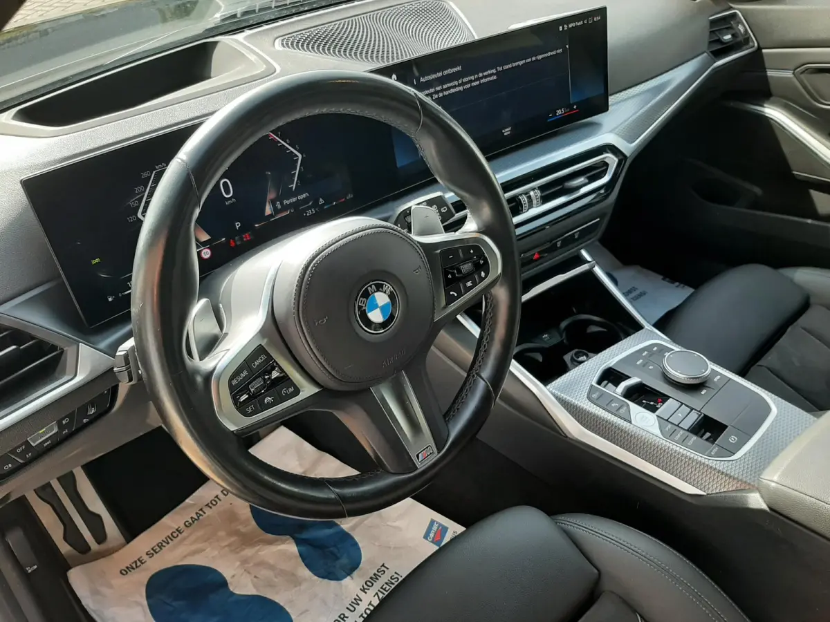 330i M