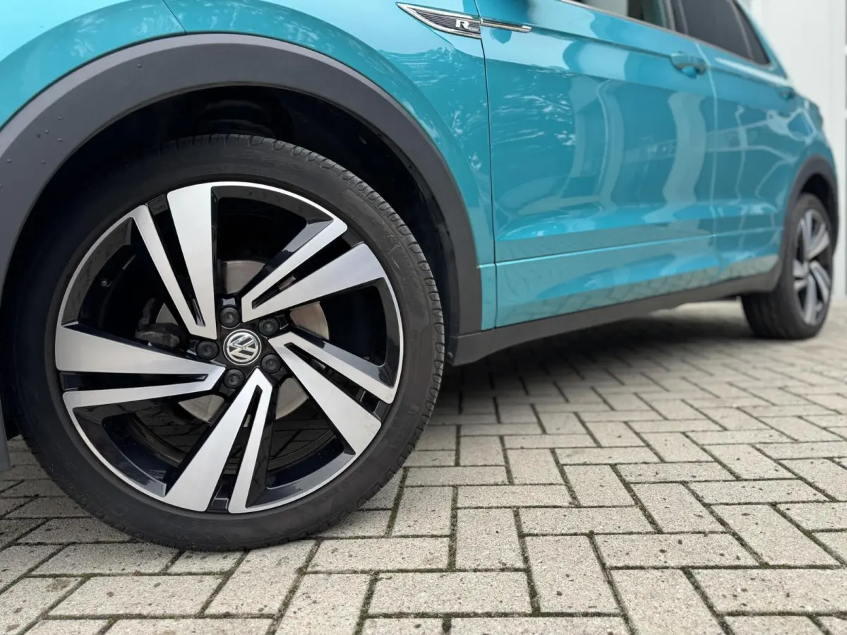 1.0 TSI R-line | Digital Cockpit | LED | Camera | Carplay | Adaptive Cruise | LED | Navigatie