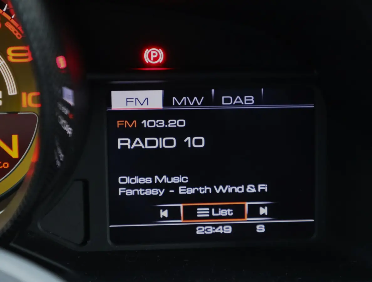 3.9 HELE | EXPORT | LED shift indicators | Carbon Stuur | Lift | NL auto