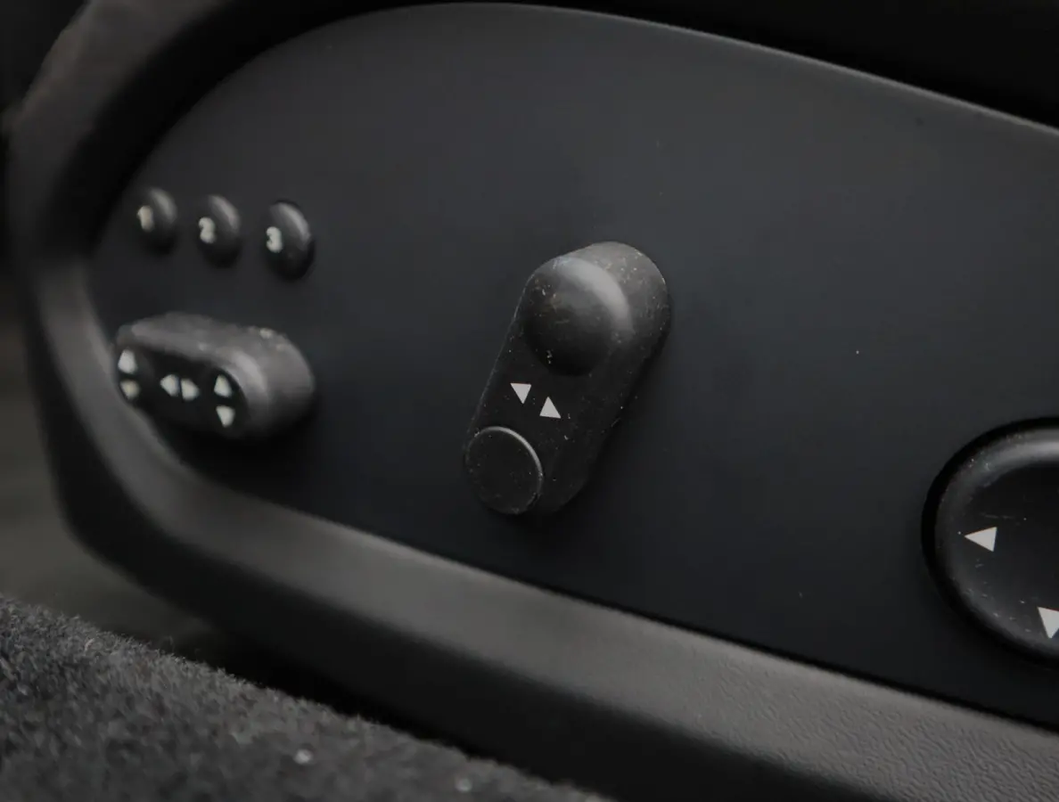 3.9 HELE | EXPORT | LED shift indicators | Carbon Stuur | Lift | NL auto