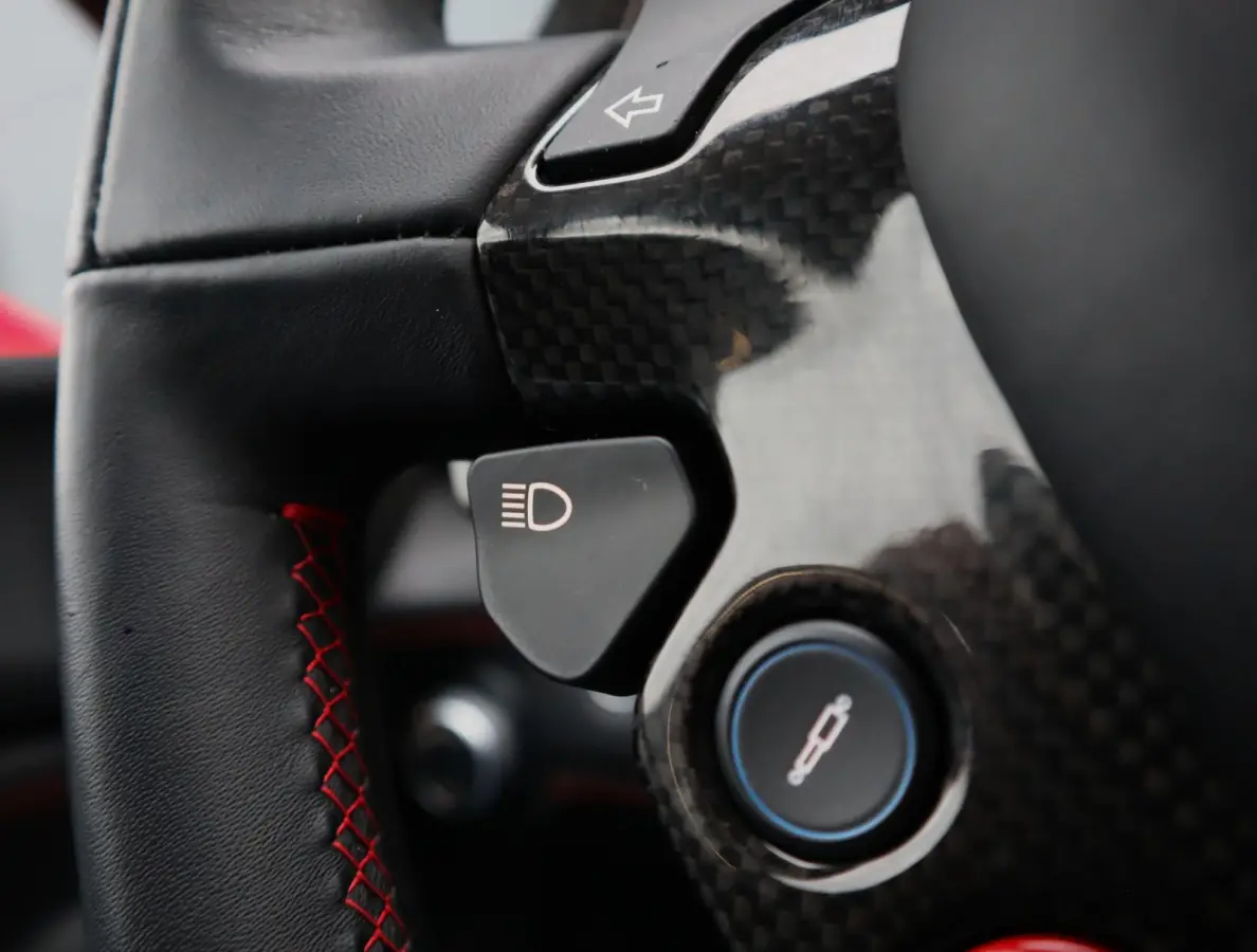 3.9 HELE | EXPORT | LED shift indicators | Carbon Stuur | Lift | NL auto