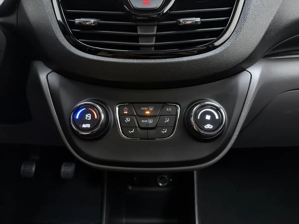 1.0 ecoFLEX Cosmo | Panoramadak | Half Leder | Cruise Control | Climate Control | 12 MAAND BOVAG |