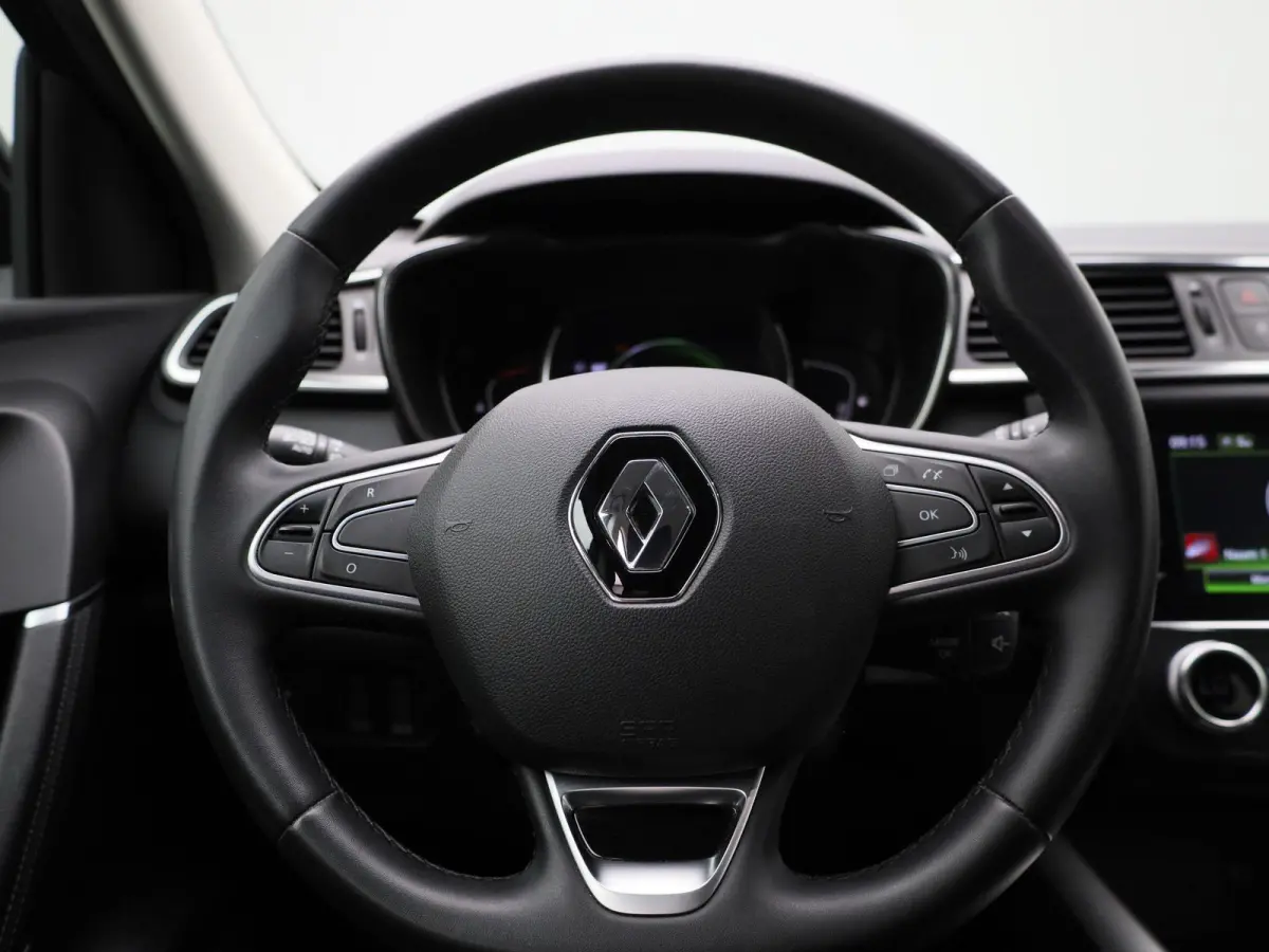 1.3 TCe Techno | PANORAMADAK | NAVIGATIE | ACHTERUITRIJCAMERA | STOELVERWARMING | CLIMATE CONTROL | KEYLESS ENTRY & START |