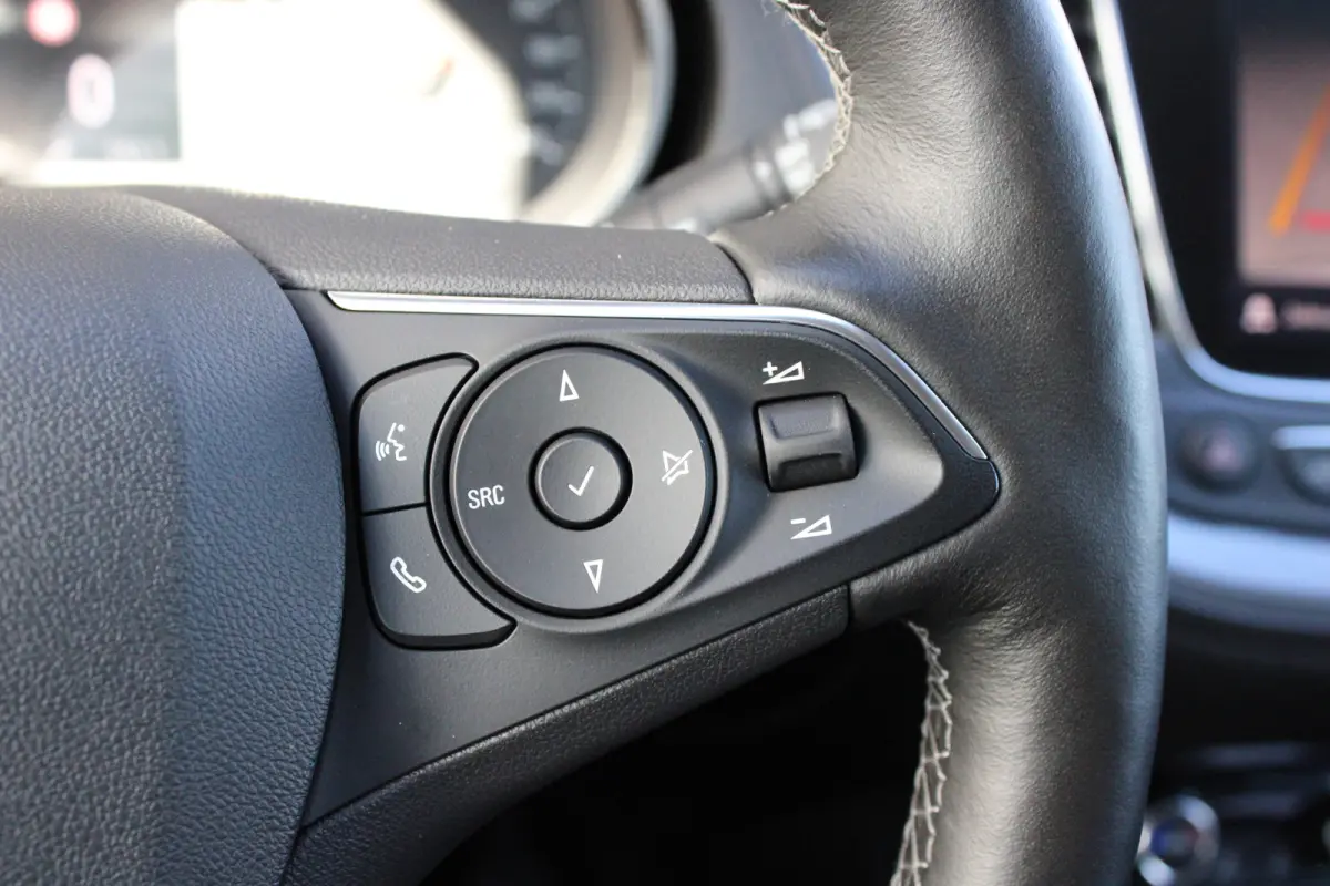 1.2 Turbo Innovation | Navigatie | Camera | Lederen bekleding | Stoelverwarming + koeling | Trekhaak |