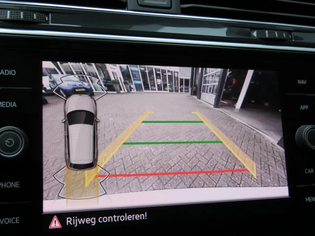 1.4 TSI 245pk eHybrid / Digitaal dashboard / Camera / 17 Inch / BOVAG garantie
