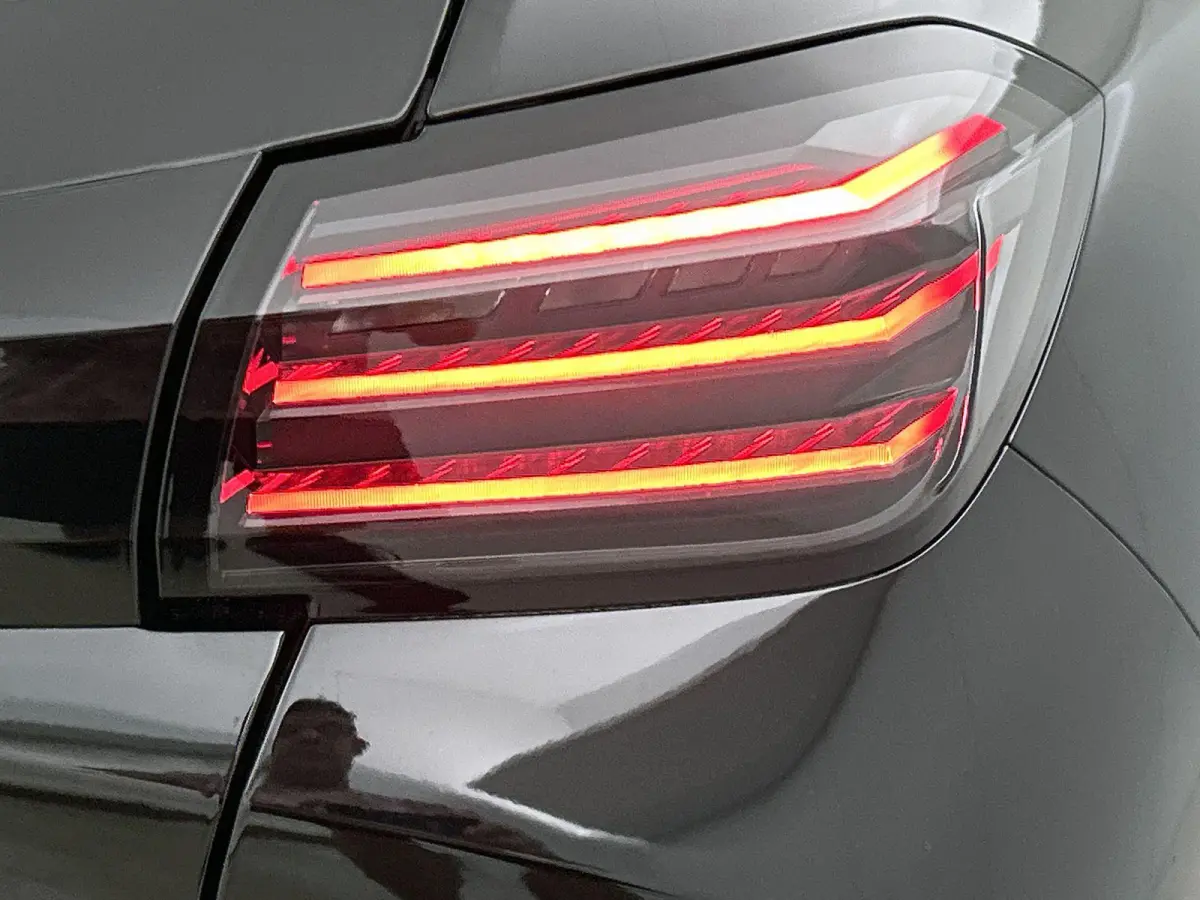 EV GT 51 kWh | Accu 100% | Navigatie | Adaptieve  Cruise Control | Camera Voor + Achter | Apple Carplay/Android Auto | Dodehoek Bewaking |