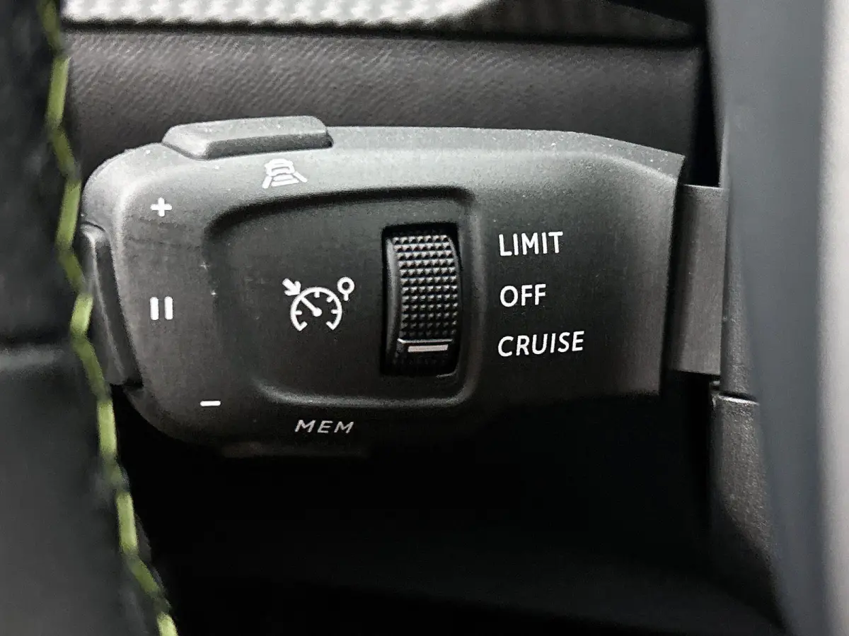 EV GT 51 kWh | Accu 100% | Navigatie | Adaptieve  Cruise Control | Camera Voor + Achter | Apple Carplay/Android Auto | Dodehoek Bewaking |