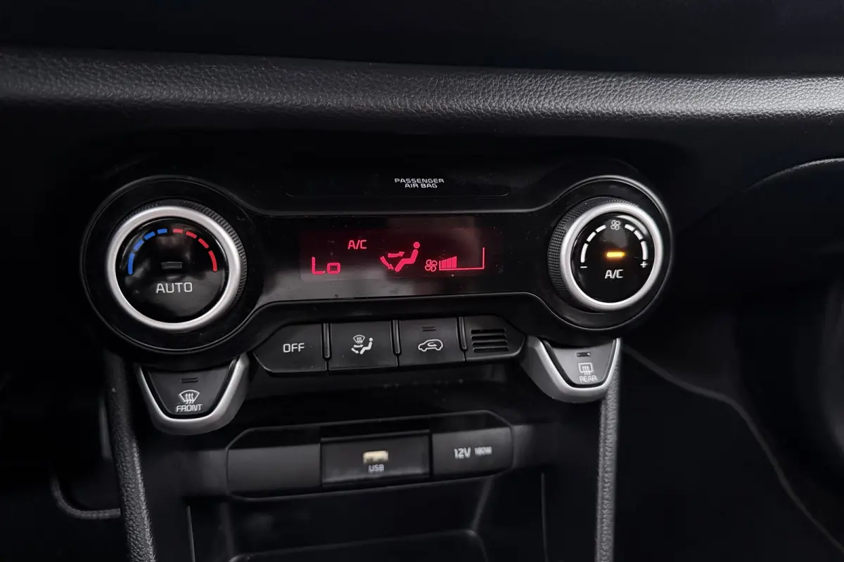 1.0 Automaat DPi GT-Line Leder Camera Carplay Climate Cruise