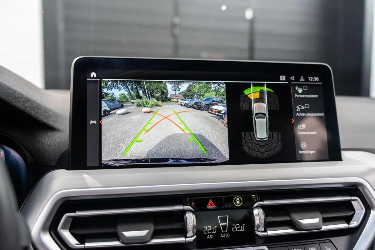 XDrive30e M-sport Carbon Zwart Pano H&K HUD Trekhaak