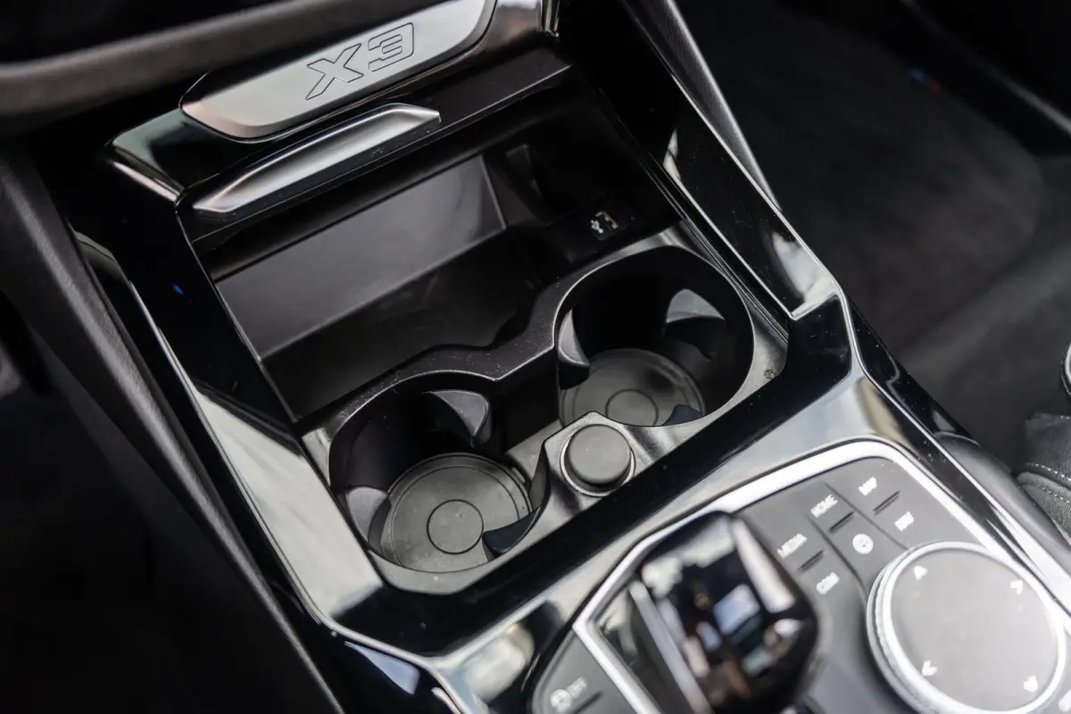 XDrive30e M-sport Carbon Zwart Pano H&K HUD Trekhaak