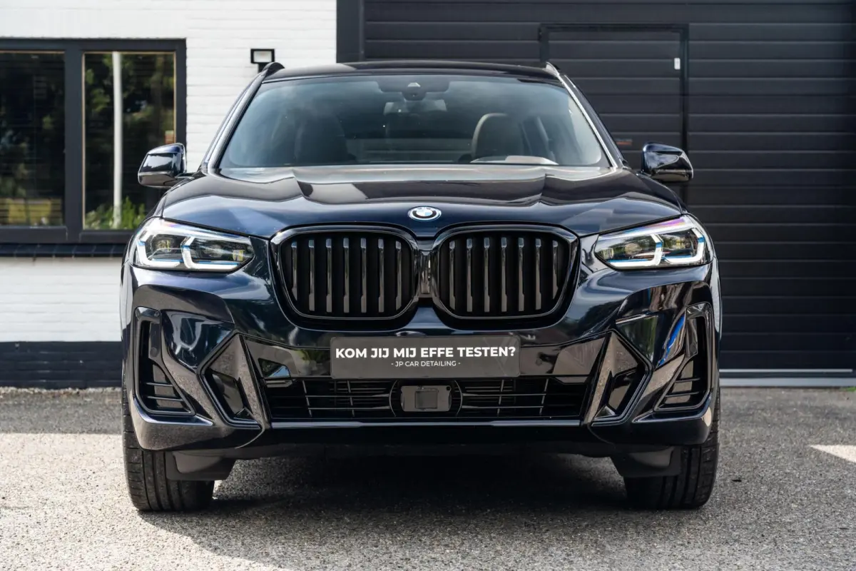 XDrive30e M-sport Carbon Zwart Pano H&K HUD Trekhaak