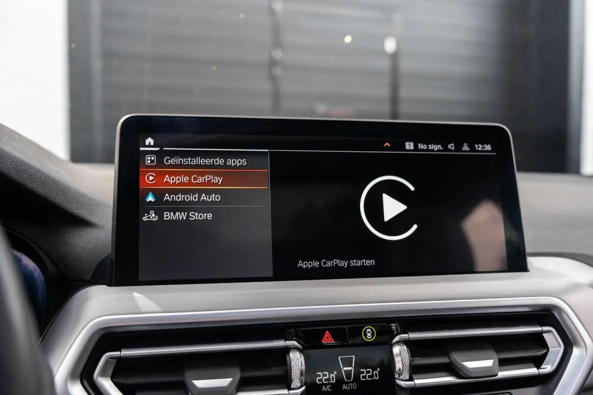 XDrive30e M-sport Carbon Zwart Pano H&K HUD Trekhaak