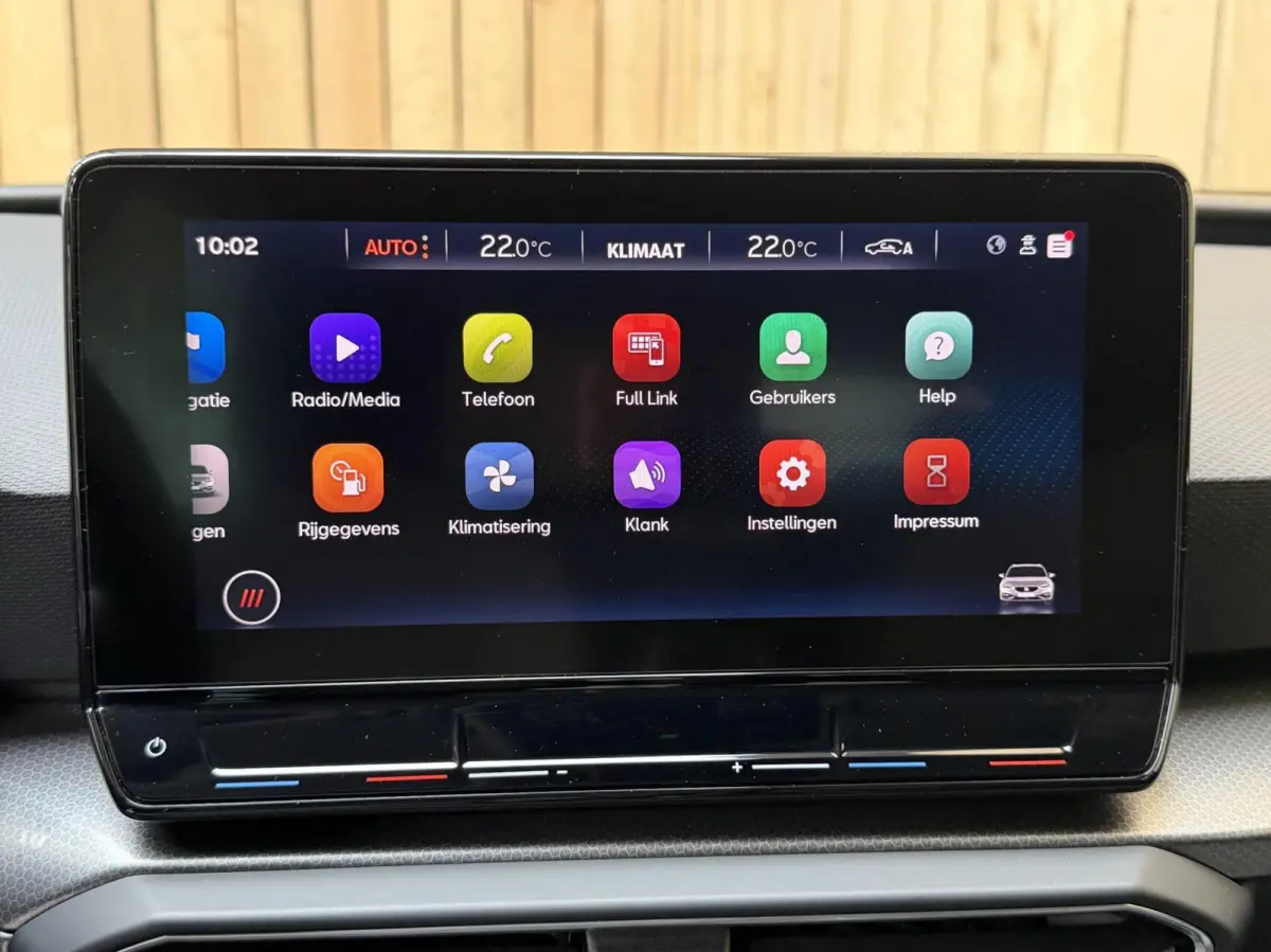 1.5 TSI Style Launch Edition Apple CarPlay/Android Auto | Adaptieve cruise control | Climate control | Getint glas | LED koplampen | Navigatiesysteem | Rijstrooksensor | Parkeersensoren voor