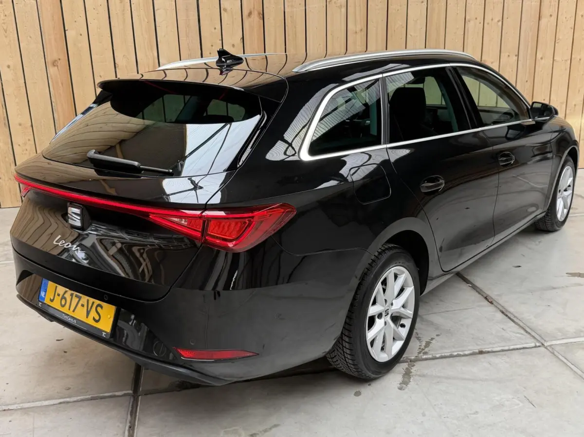 1.5 TSI Style Launch Edition Apple CarPlay/Android Auto | Adaptieve cruise control | Climate control | Getint glas | LED koplampen | Navigatiesysteem | Rijstrooksensor | Parkeersensoren voor