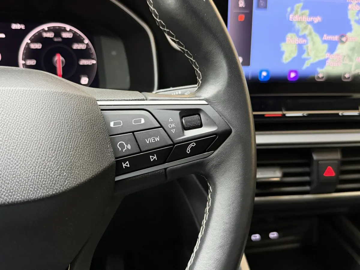 1.5 TSI Style Launch Edition Apple CarPlay/Android Auto | Adaptieve cruise control | Climate control | Getint glas | LED koplampen | Navigatiesysteem | Rijstrooksensor | Parkeersensoren voor