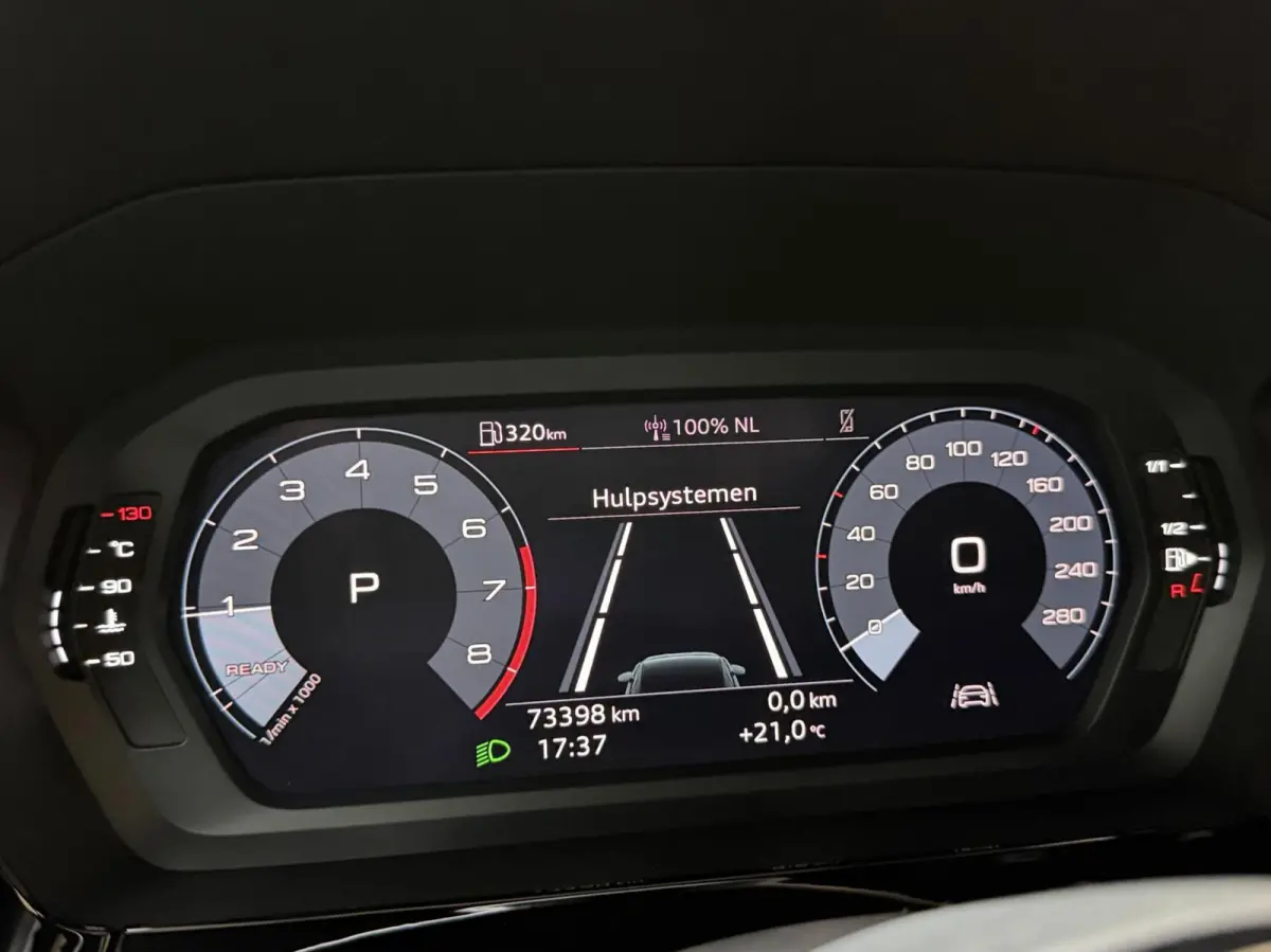 30 TFSI Pro Line Automaat Apple CarPlay/Android Auto | Cruise control & climate control | DAB ontvanger | LED koplampen | Cruise control & climate control | Lane assist | Lichtmetalen velgen