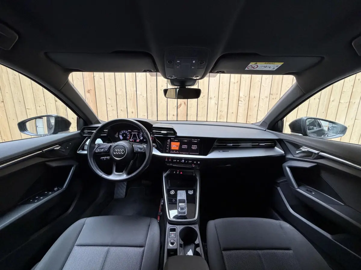 30 TFSI Pro Line Automaat Apple CarPlay/Android Auto | Cruise control & climate control | DAB ontvanger | LED koplampen | Cruise control & climate control | Lane assist | Lichtmetalen velgen