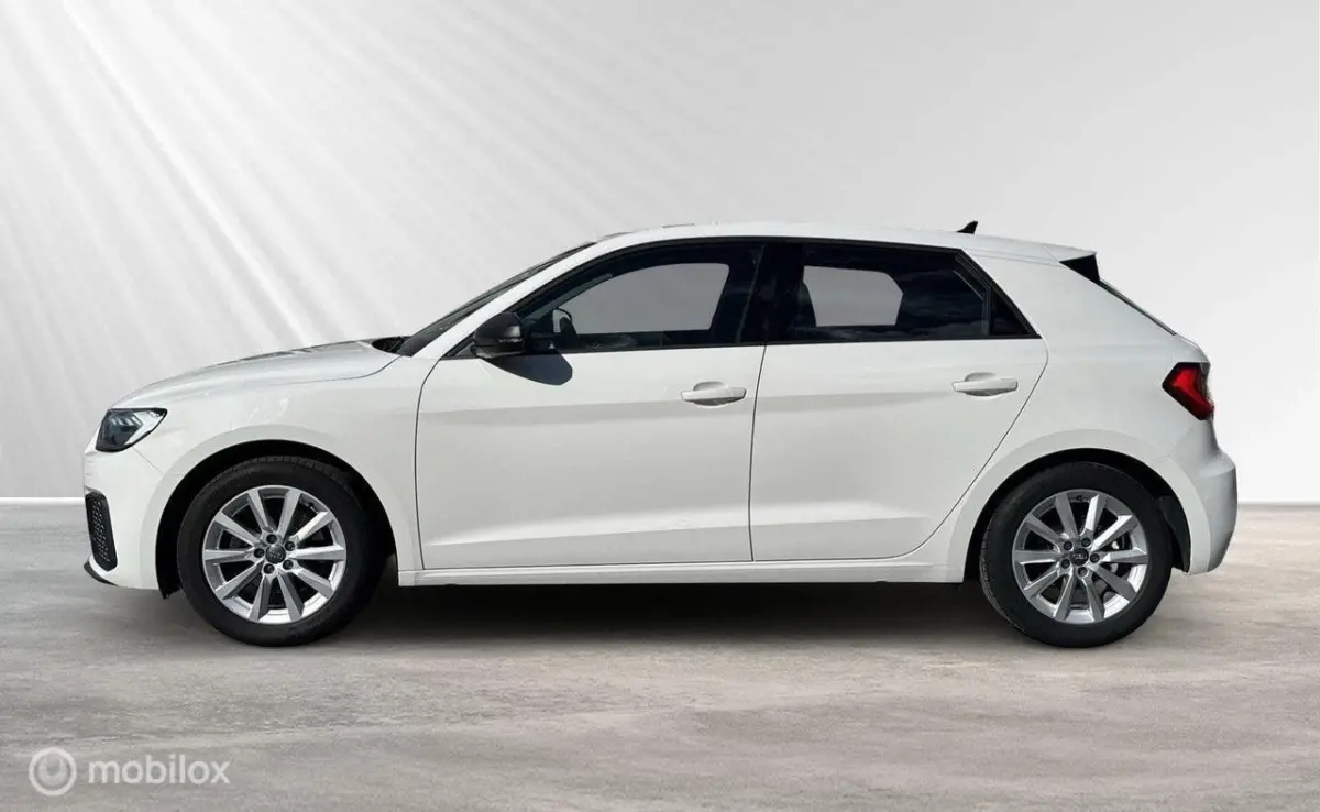 30 TFSI Pro Line, LED voor en achter