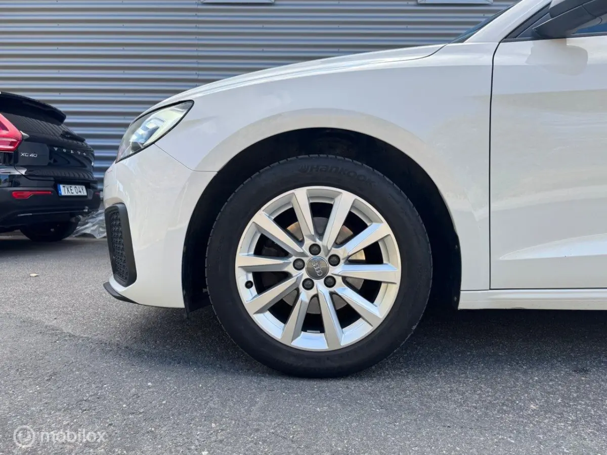 30 TFSI Pro Line, LED voor en achter