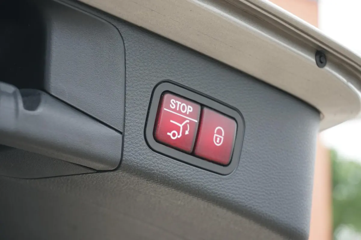 300 d 4MATIC Premium Plus Pack AMG + 360° CAMERA / STOELVENTILATIE / PANO / BURMESTER / HUD