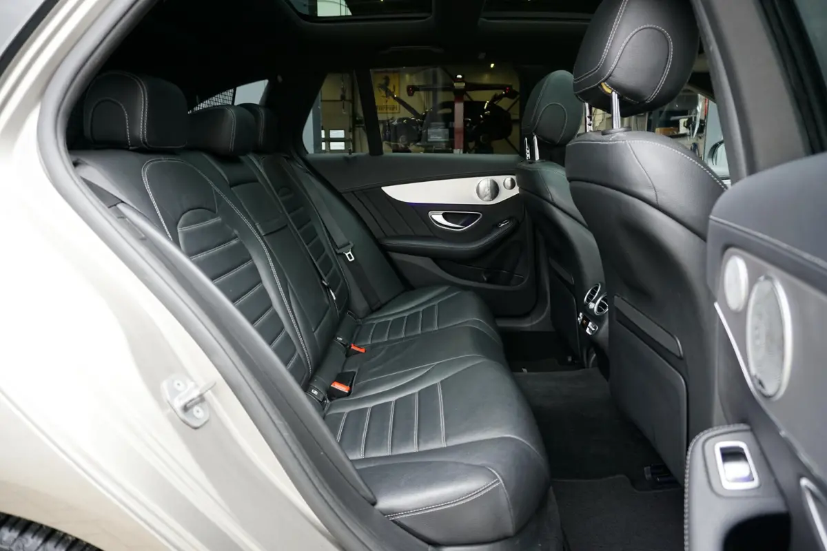 300 d 4MATIC Premium Plus Pack AMG + 360° CAMERA / STOELVENTILATIE / PANO / BURMESTER / HUD