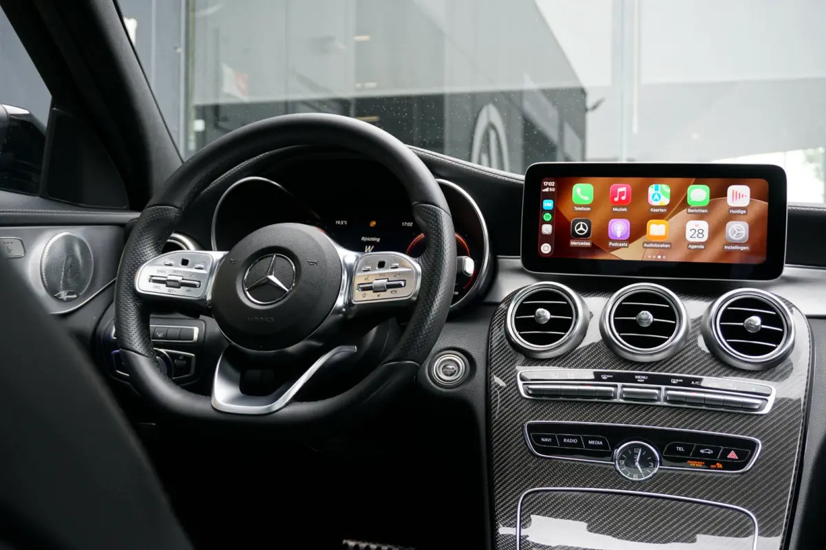300 d 4MATIC Premium Plus Pack AMG + 360° CAMERA / STOELVENTILATIE / PANO / BURMESTER / HUD