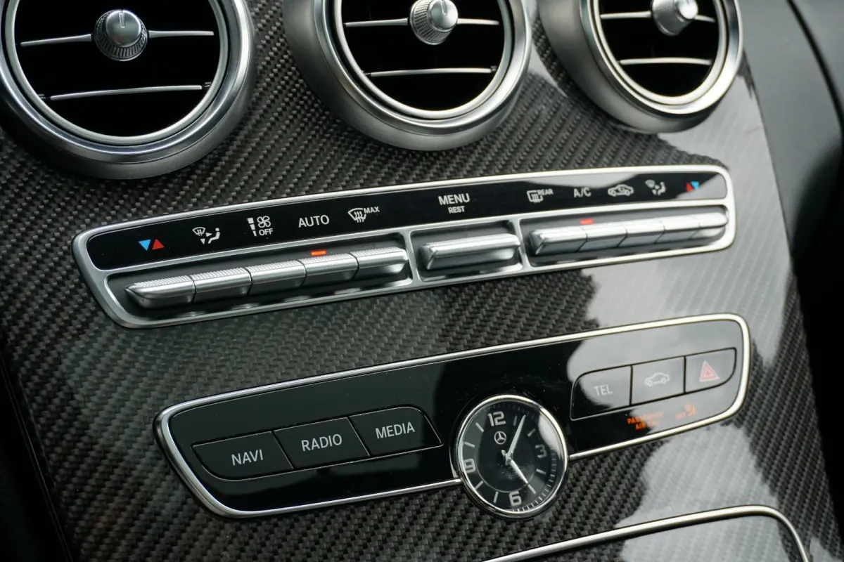 300 d 4MATIC Premium Plus Pack AMG + 360° CAMERA / STOELVENTILATIE / PANO / BURMESTER / HUD