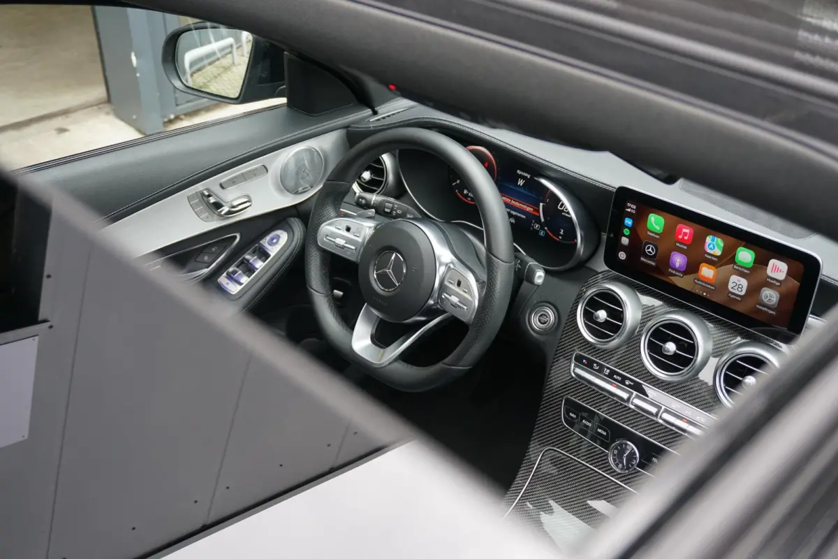 300 d 4MATIC Premium Plus Pack AMG + 360° CAMERA / STOELVENTILATIE / PANO / BURMESTER / HUD
